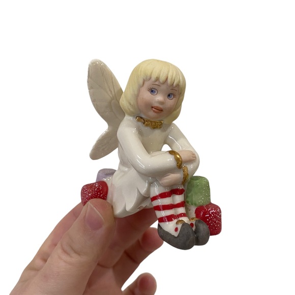 Lenox Gumdrop Fairy Ceramic Sitting Figurine Wing, Striped Socks & Gumdrops - Picture 8 of 10